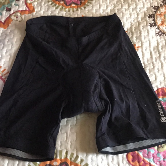 Canari bike riding shorts - Picture 1 of 3